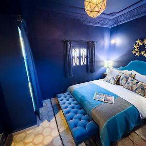 Habitación Estándar con Cama Queen